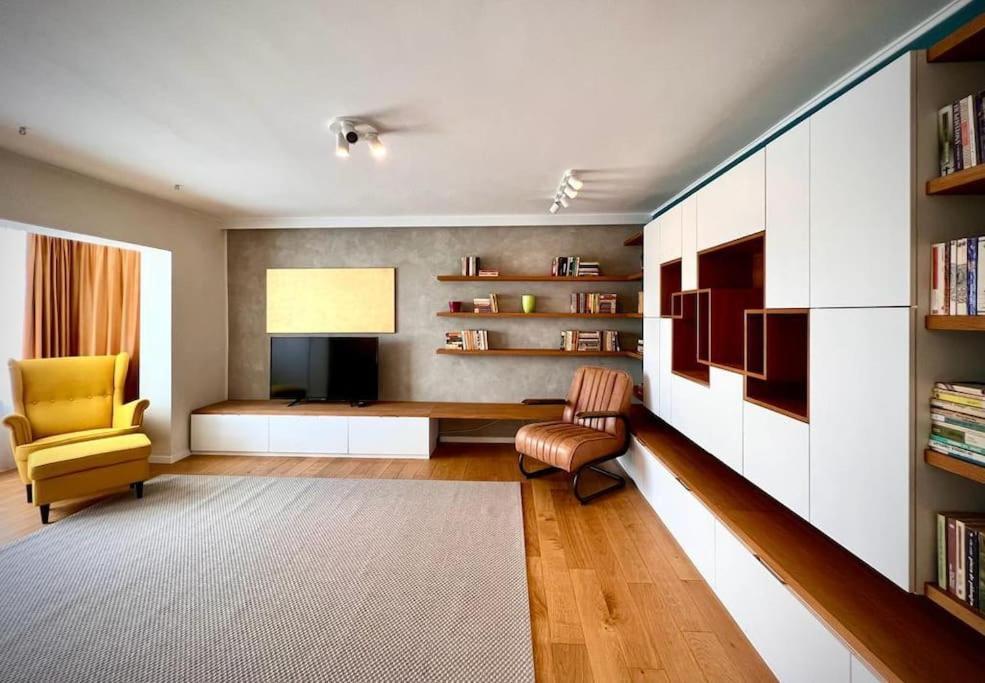 Bright And Modern Home Timisoara Ngoại thất bức ảnh